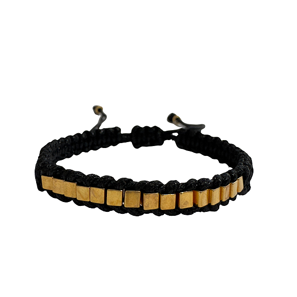 Pulseira de Macramê Preta com Tubo de Metal Dourado 906P