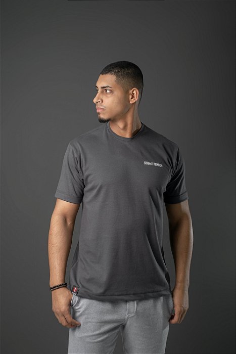 Camiseta Johnny Person de Malhão Cinza Chumbo