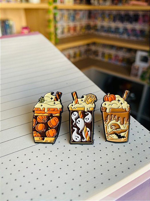 Pin - Sorvete, Chapéu de Mago, Fantasma e Abóbora (Halloween).