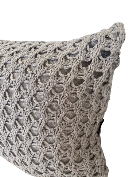 ALMOFADA TRICO TRAMA RENDADA 35X52 CINZA