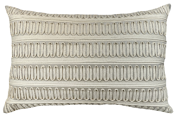 ALMOFADA VELUDO OFF 35X52 COM APLIQUE FITA OFF