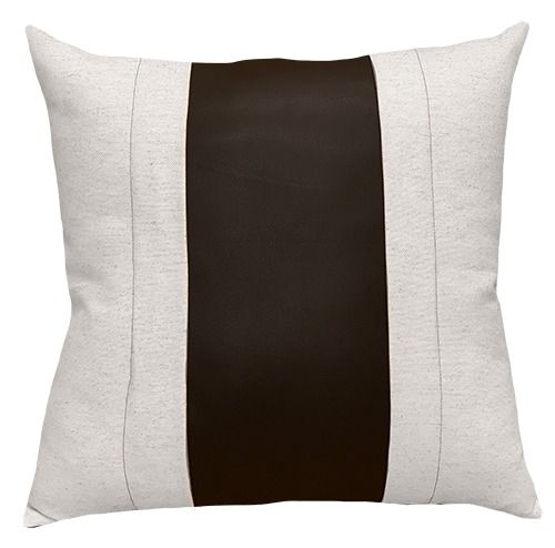 ALMOFADA DE LINHO OFF WHITE COM DETALHE EM COURO PRET