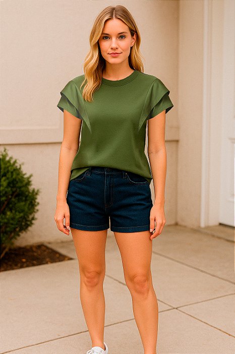 Camiseta Feminina Com Badado Duplo - Delicadeza Atemporal