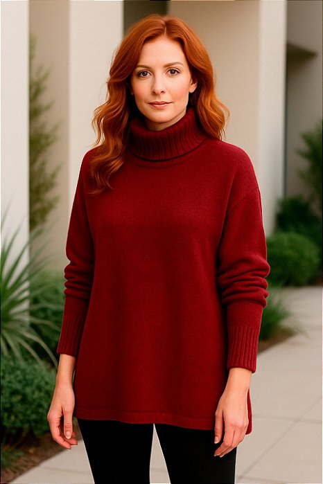 Poncho Feminino de Tricô Liso Gola Alta com Fenda na Lateral Cor Marsala