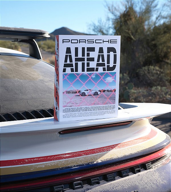 Livro de mesa de centro AHEAD