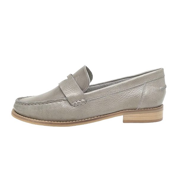 Mocassim Village em couro verde