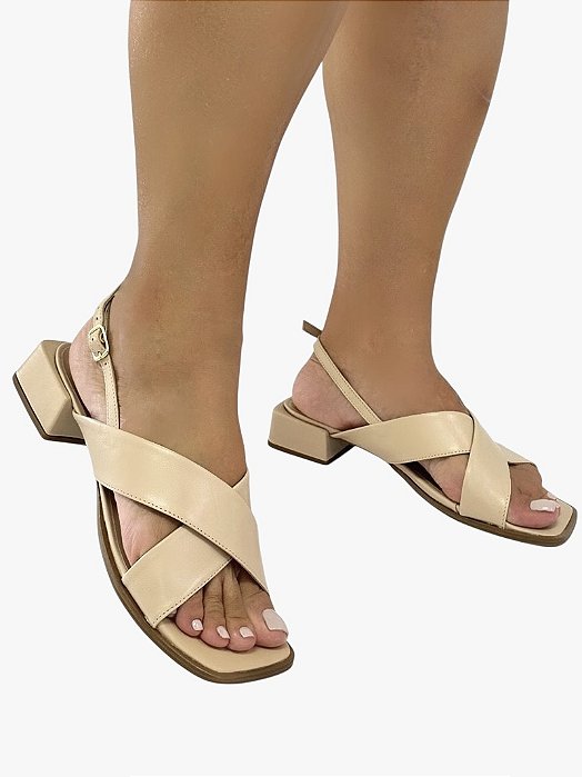 Sandália Cross nude