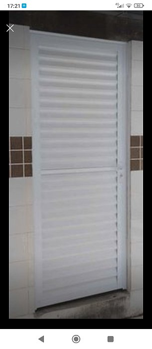 Recanto das Esquadrias: Porta alumínio Veneziana Branca