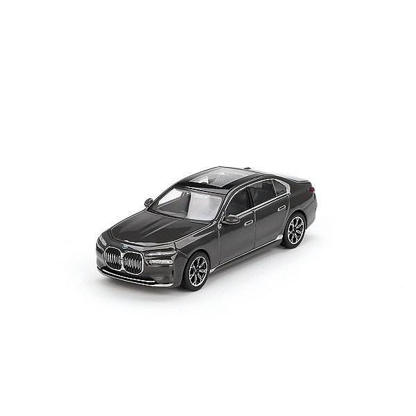 Mini GT 1:64 BMW i7 xDrive60 #818