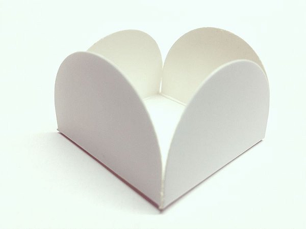 Forminha para Doces - Cores - 4 Pétalas - Pacote com 50un
