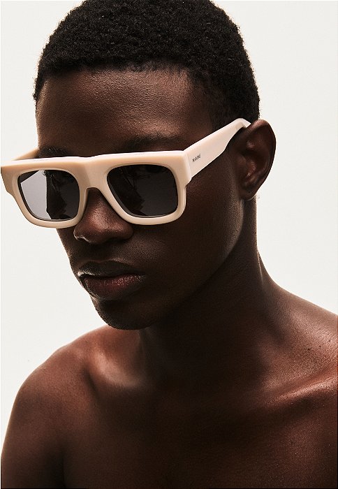 ÓCULOS MASQUE OFF WHITE C/ LENTE CINZA