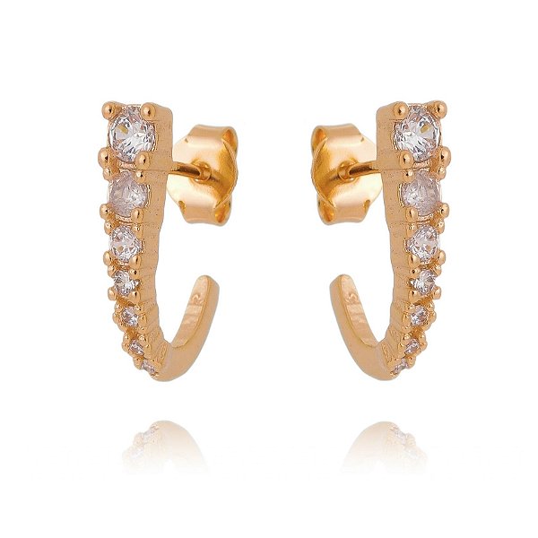 Brinco com zircônias folheado a ouro 18k