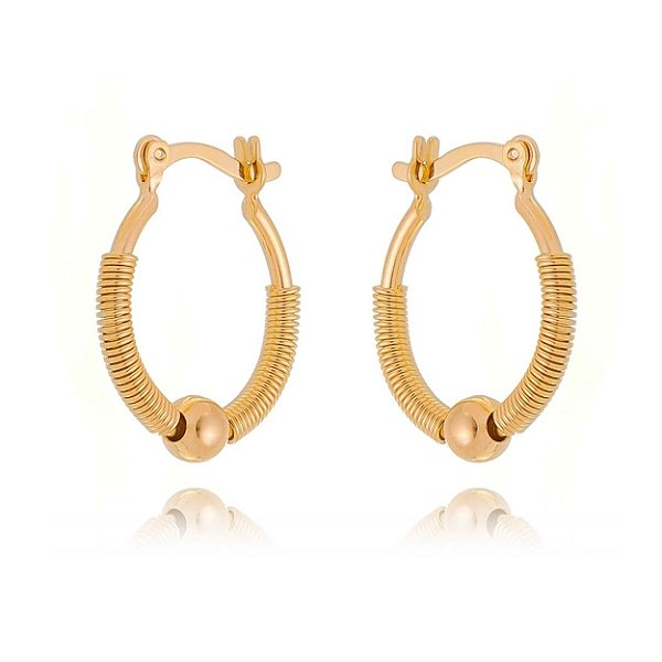 Argola trabalhada folheada a ouro 18k