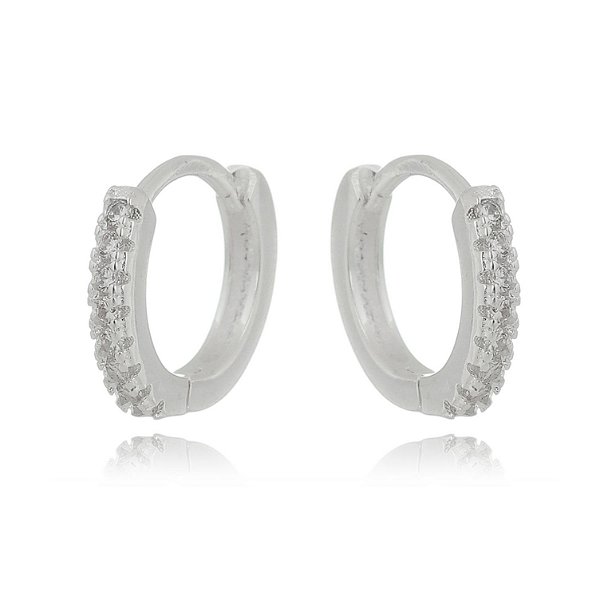 Argola pequena com zircônias em prata 925