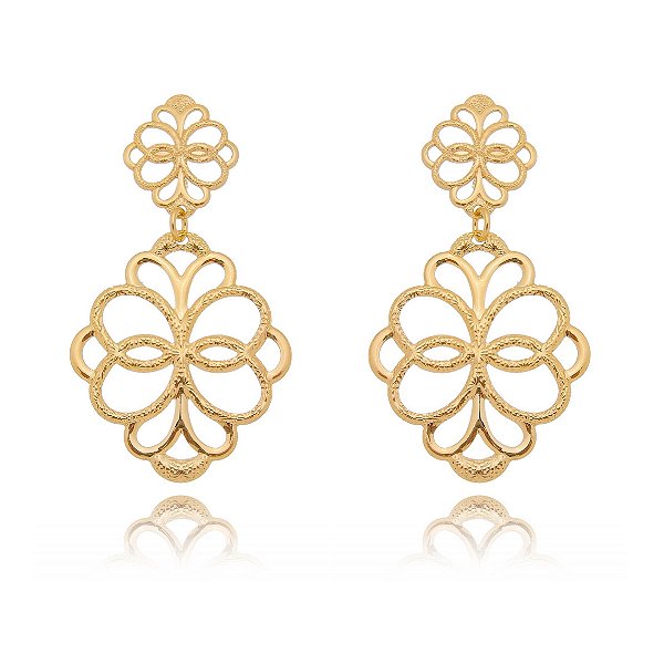 Brinco floral trabalhado folheado a ouro 18k