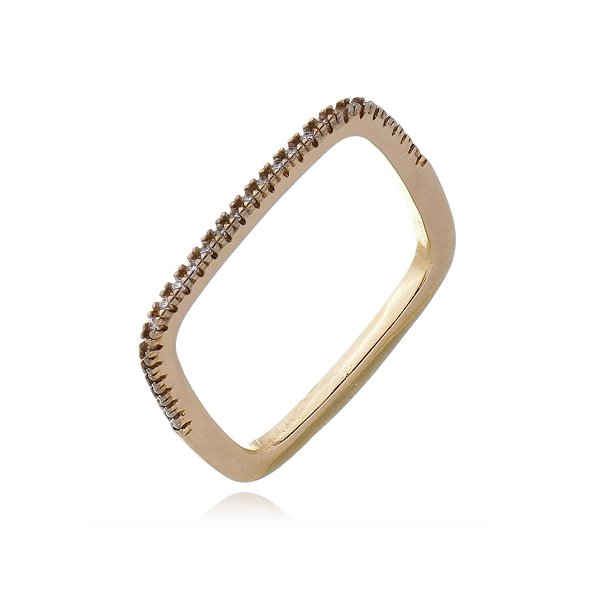 Meia aliança quadrada com zircônias folheada a ouro 18k