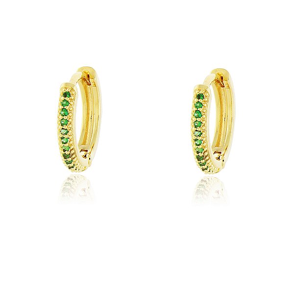 Argola com zircônias verdes folheada a ouro 18k