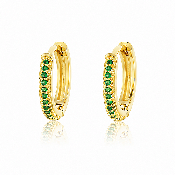 Argola com zircônias verdes folheada a ouro 18k