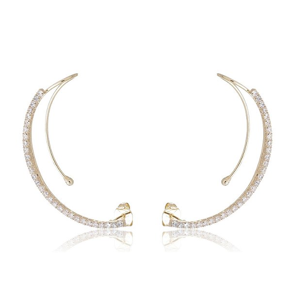 Brinco com zircônias folheado a ouro 18k
