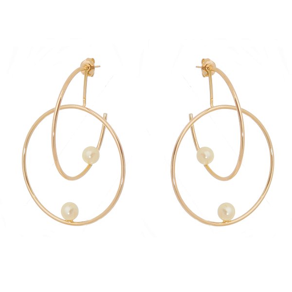 Argola fina com pérola folheada a ouro 18k