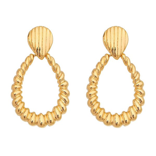 Brinco trabalhado folheado a ouro 18k