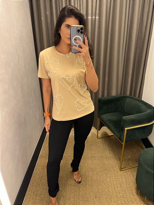 T-SHIRT CORAÇÃO PEROLA