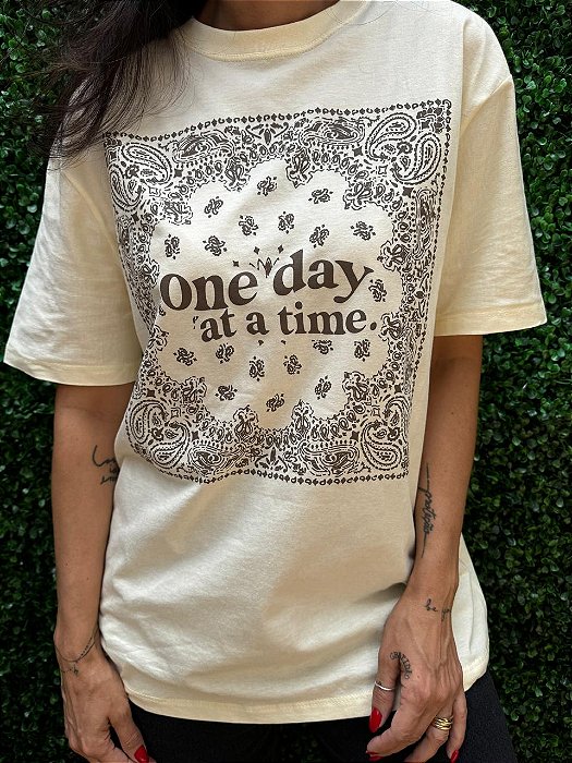 CAMISETA LIDIA