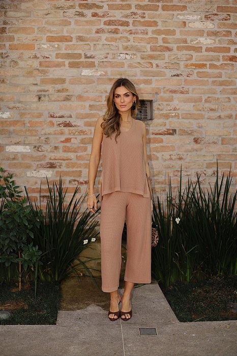 Conjunto Pantacourt Avelã