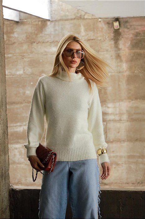 Blusa de Tricot Pelinhos