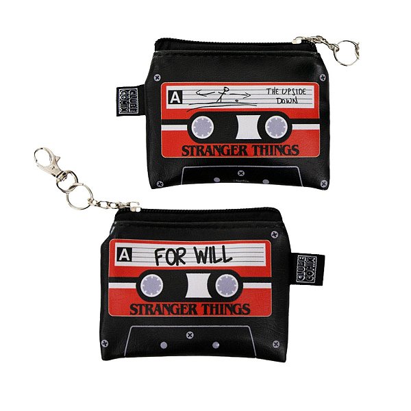 Stranger Things Bolsa De Moedas Nécessaire Multiuso Com Mosquetão Fita Cassete Will Oficial Netflix
