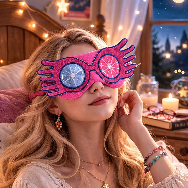 Máscara De Dormir Luna Lovegood 3D Pelúcia Com Borbados E Cetim Oficial Harry Potter