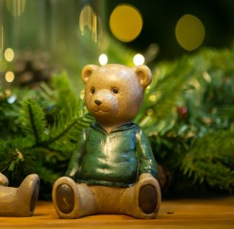 Urso Bart Sentado em Resina 11cm