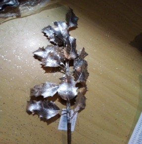 Galho azevinho metálico prata 40 cm