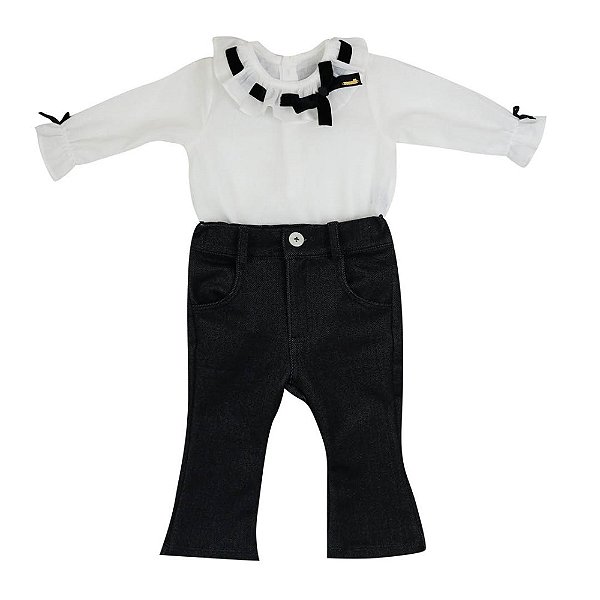 Conjunto com Calça Flare e Blusa Manga Longa