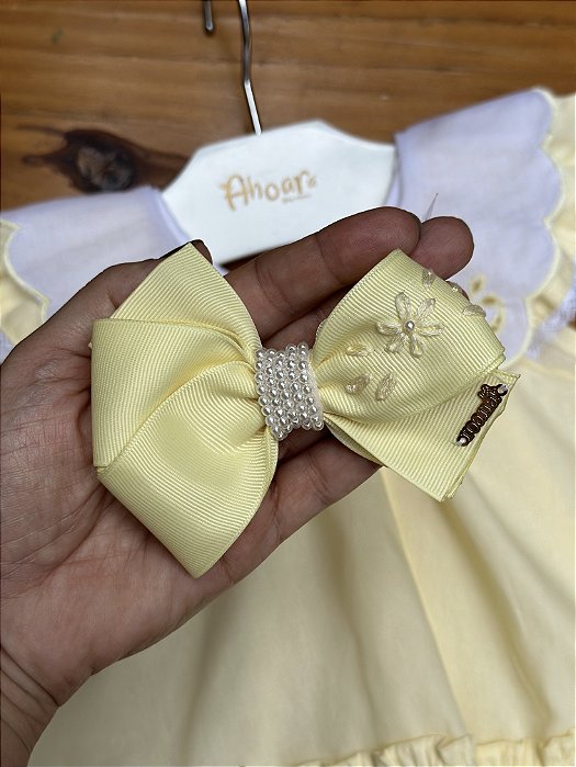 Laço Infantil Grande Pêssego e Flores Amarelo Roana