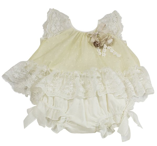 Conjunto Bata com Culote Rendas Delicadas