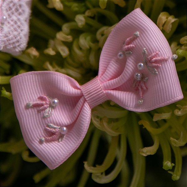 Laço Menina Infantil Rosa Pequeno Poemas das Flores Bordado Roana