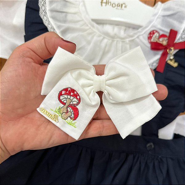 Laço De Tecido Infantil na Presilha Bordado Meus Cogumelos Branco Roana