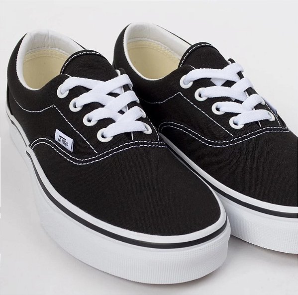 Tenis vans feminino preto com store listra branca