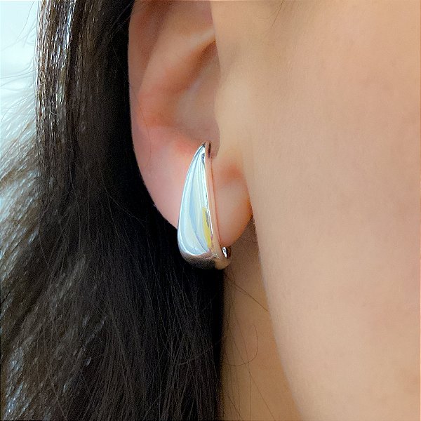 Brinco Ear Hook Prata