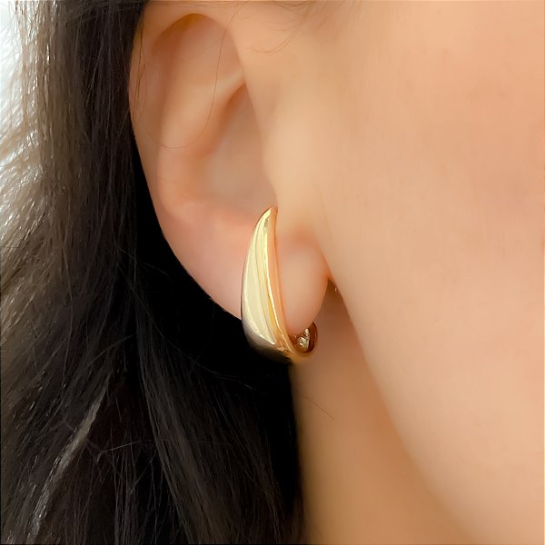 Brinco Ear Hook Banho Ouro 18k
