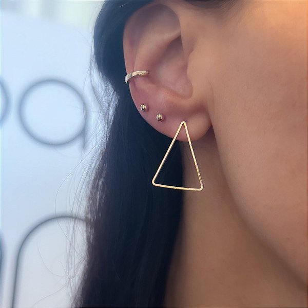 Brinco Liso Triângulo Dourado