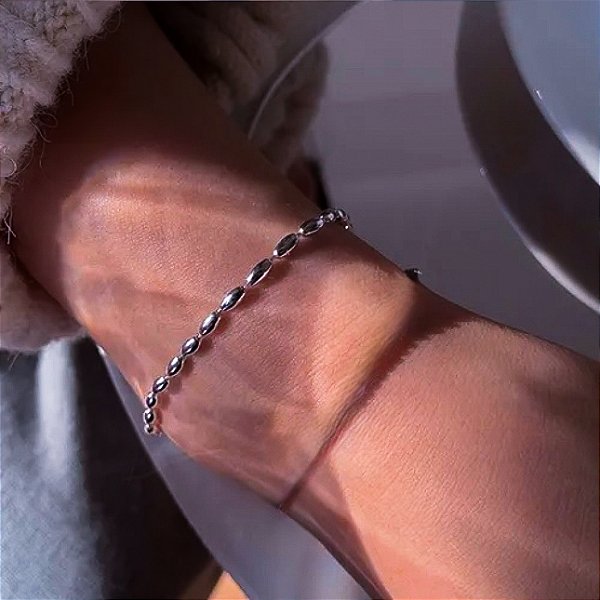 Pulseira Grãos Prateada