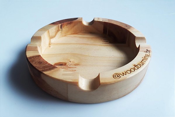 Cinzeiro de madeira - WOOD BURNING