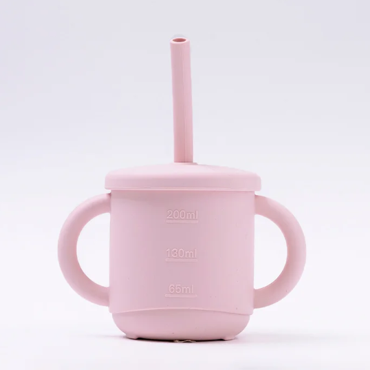Copo de Silicone Infantil Rosa com Alça e duas opções de tampa