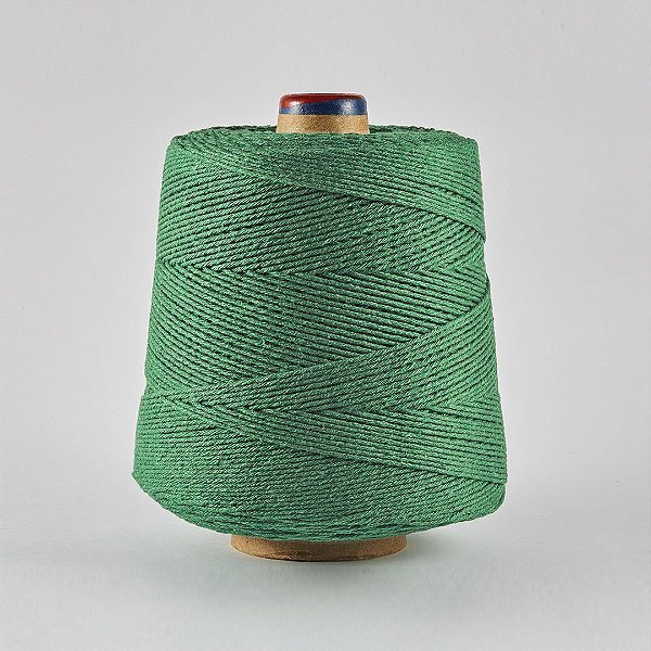 Barbante 700g 580m Fio 6 Soberano Bordo crochê trico