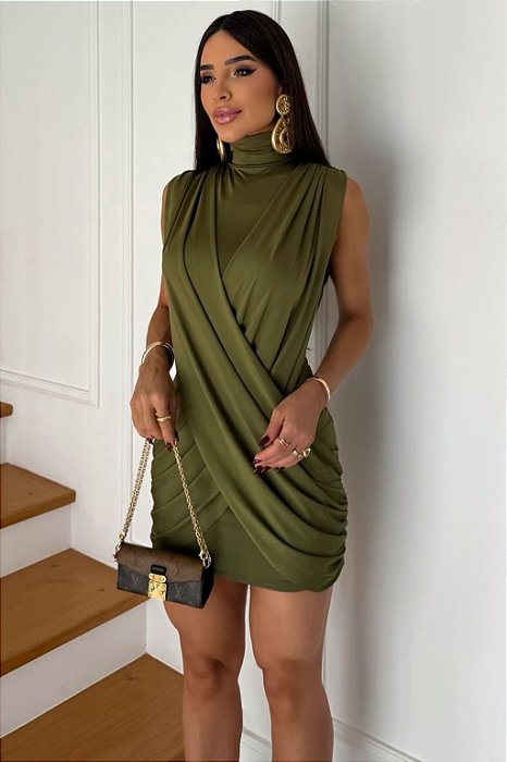 Vestido Curto Drapeado Feminino Gola Alta