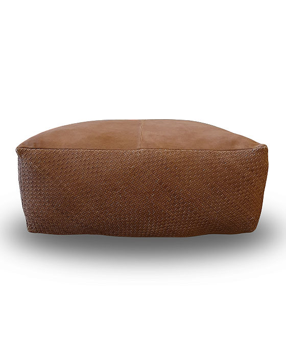 Puff De Couro Tressê Batido Caramelo