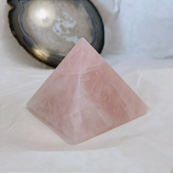 Pirâmide Quartzo Rosa