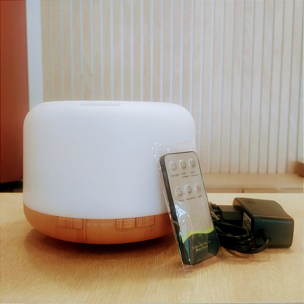 Difusor Ultrassônico de Óleos Essenciais - Umidificador de Ar 500ml